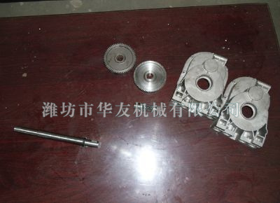 點(diǎn)擊查看詳細(xì)信息<br>標(biāo)題：華友機(jī)械齒輪 電機(jī)軸 齒輪箱體 閱讀次數(shù)：5717