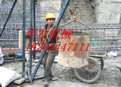 點擊查看詳細信息<br>標題：華友機械建筑 挖樁 打井用小吊機 閱讀次數(shù)：6982