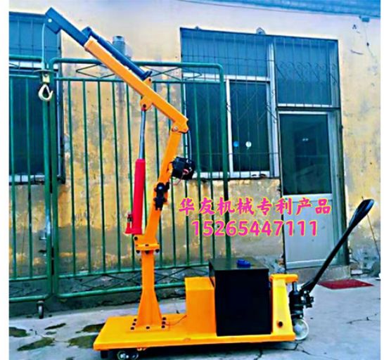 點擊查看詳細(xì)信息<br>標(biāo)題：裝車卸貨用小吊機 閱讀次數(shù)：3034